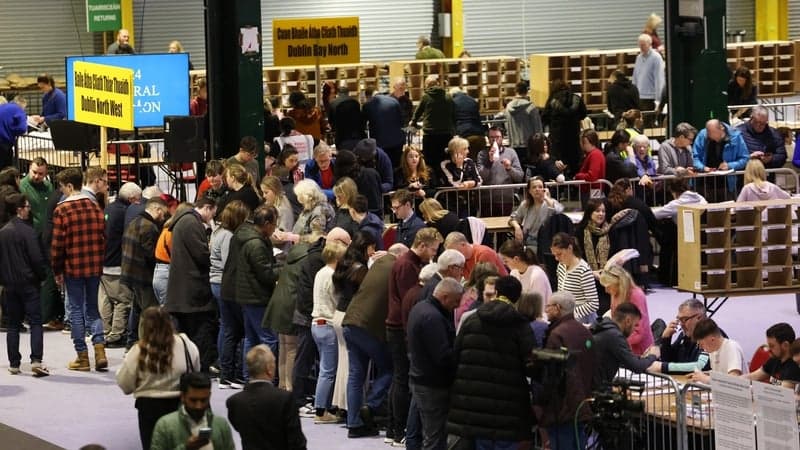 Smaller parties hope to make gains as votes tallied